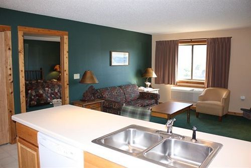 The Lodge At Crooked Lake Siren Екстериор снимка