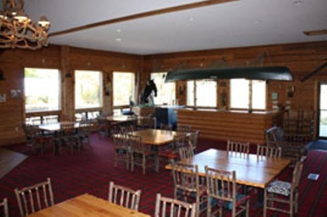 The Lodge At Crooked Lake Siren Екстериор снимка